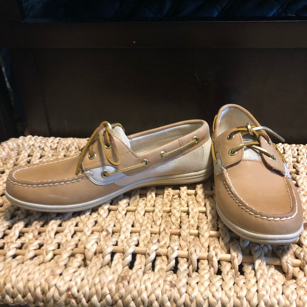Sperry Topsiders- gold accents. Size 8.5
